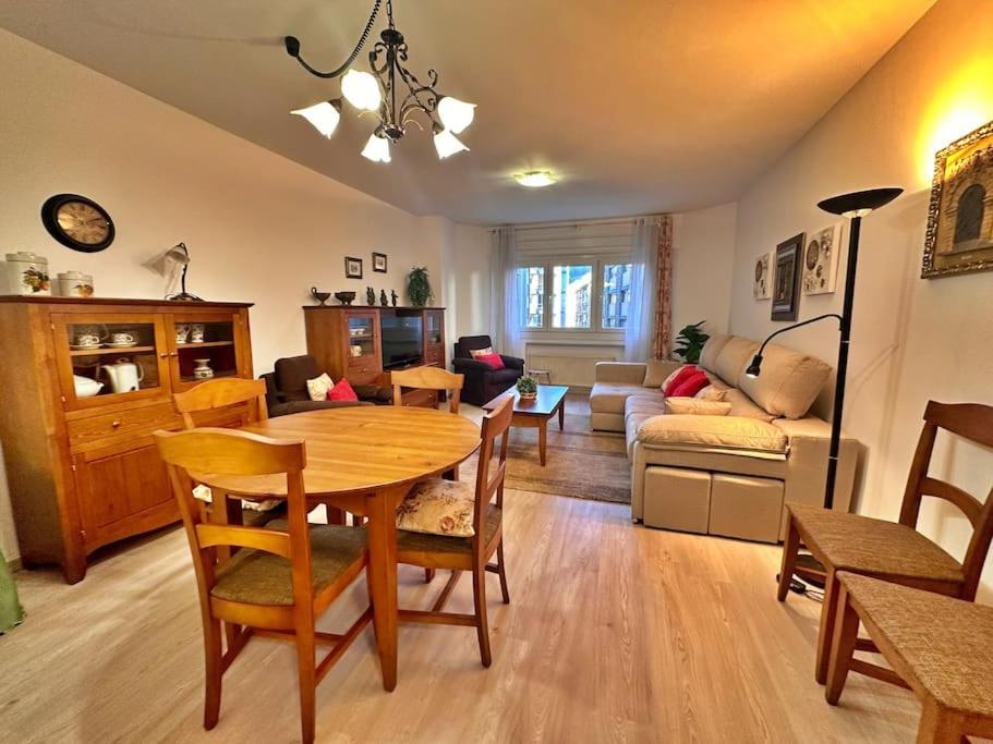 Apartamento Pics, Centro De Andorra 6.